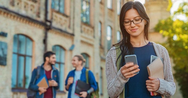 Top 5 aplicații educaționale care îți fac viața mai ușoară