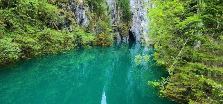 9 locuri mai puțin cunoscute din Carpații Meridionali, dar absolut spectaculoase