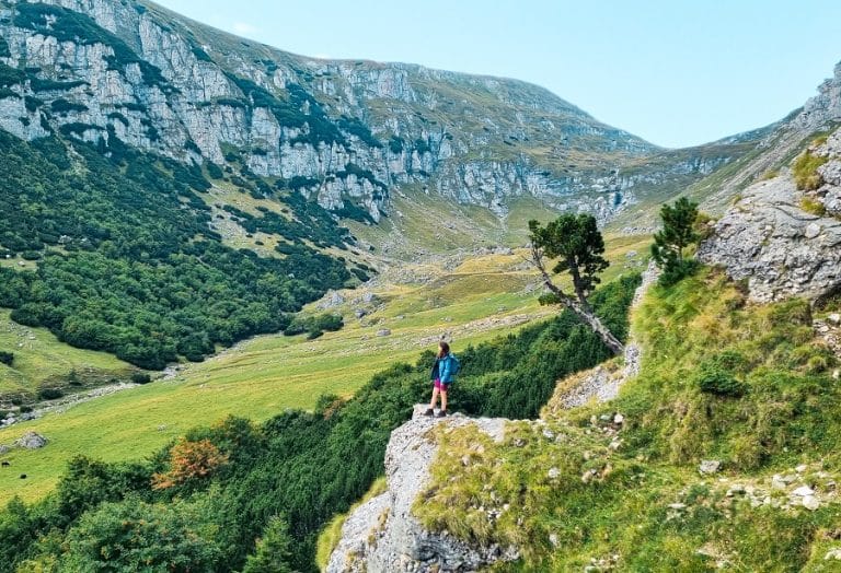 Trasee în Munții Bucegi pentru familii – Cele mai ușoare rute de urcat